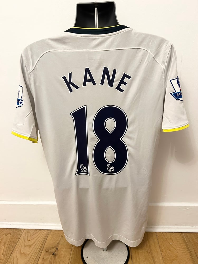 Image of PRE ORDER: Tottenham Hotspue “KANE 18” 2014/15 Home Shirt + PL patches (L)