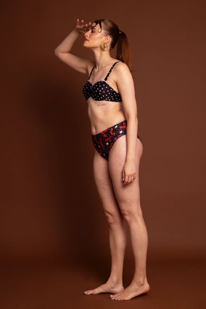 Image of Braguita normal fruncida Langostas