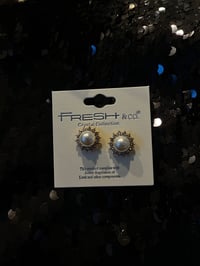 SUNSHINE PEARL EARRINGS