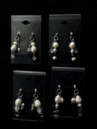 pearly earrings 