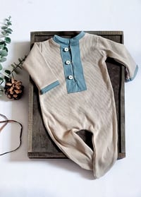 Image 1 of Newborn boys romper Alex | beige | dusty blue