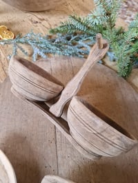 Image 2 of Le serviteur en bois 