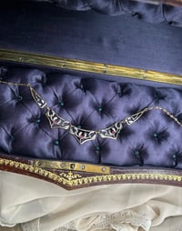 Image 2 of Magnifique collier draperie Art Nouveau avec feuille de gui, vermeil, argent plaqué or, 1900!