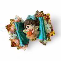 Image 1 of Laura Bow Diecut 949