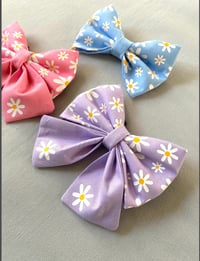 Image 4 of Spring Daisies Bow Ties /Sailor Bows