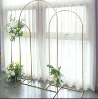 Image 1 of Gold Metal Chiara Arch Backdro