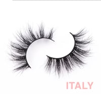 Italy Lash