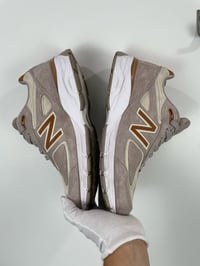 Image 2 of New Balance 990v4 (Women’s 9.5)