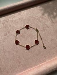 Image 9 of Flower bracet  花朵手链
