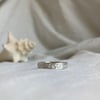 Bague ciselée 
