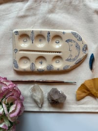 Image 2 of Palette en céramique 🎨  Lune bleue 🩵