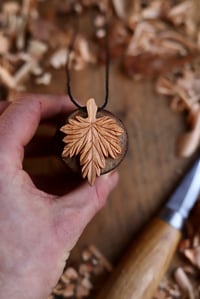 Image 5 of Maple Leaf— Pendant Necklace 