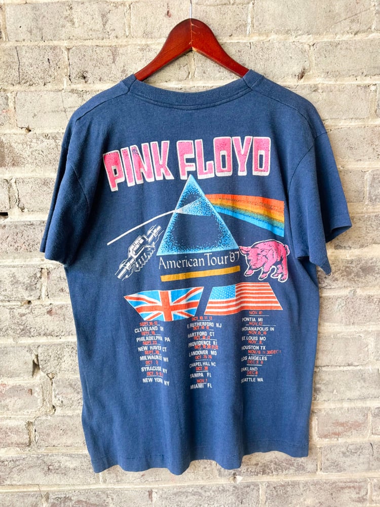 Image of 1987 VINTAGE “PINK FLOYD - A MOMENTARY LAPSE OF REASON.” 87 CONCERT TEE, SIZE: LARGE