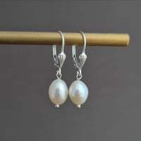Image 5 of Boucles d'oreilles dormeuse perles de culture argent  ou or