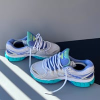 Image 3 of size: us7 uk5 eu38  cm24