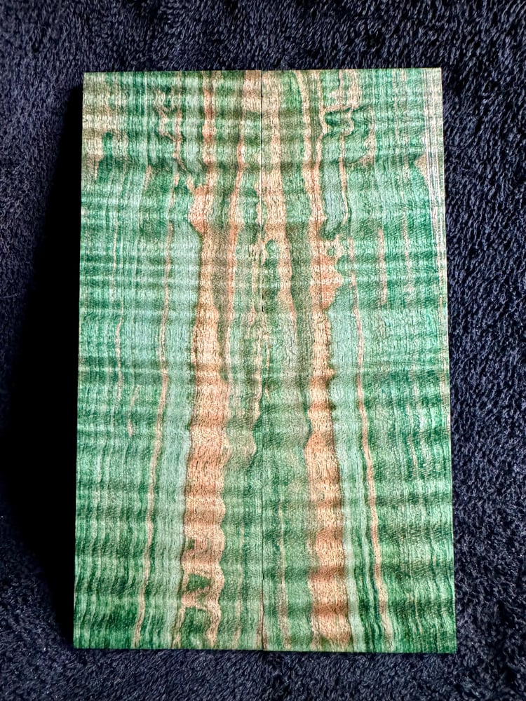 Image of Curly Maple Knife Scales CM-21