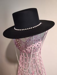 Image 2 of BLACK AND PEARLS. HAT