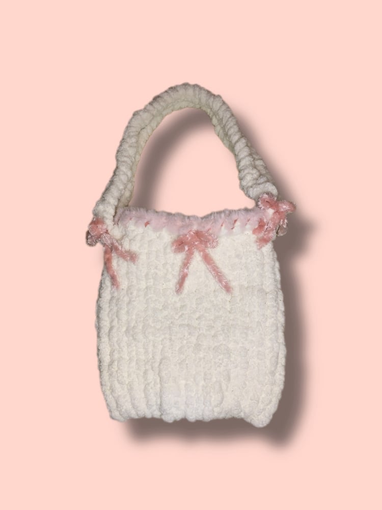 Image of fluffy pink + white tote bag🤍
