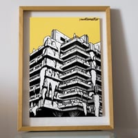 Image 1 of Edificio Princesa estilo comic