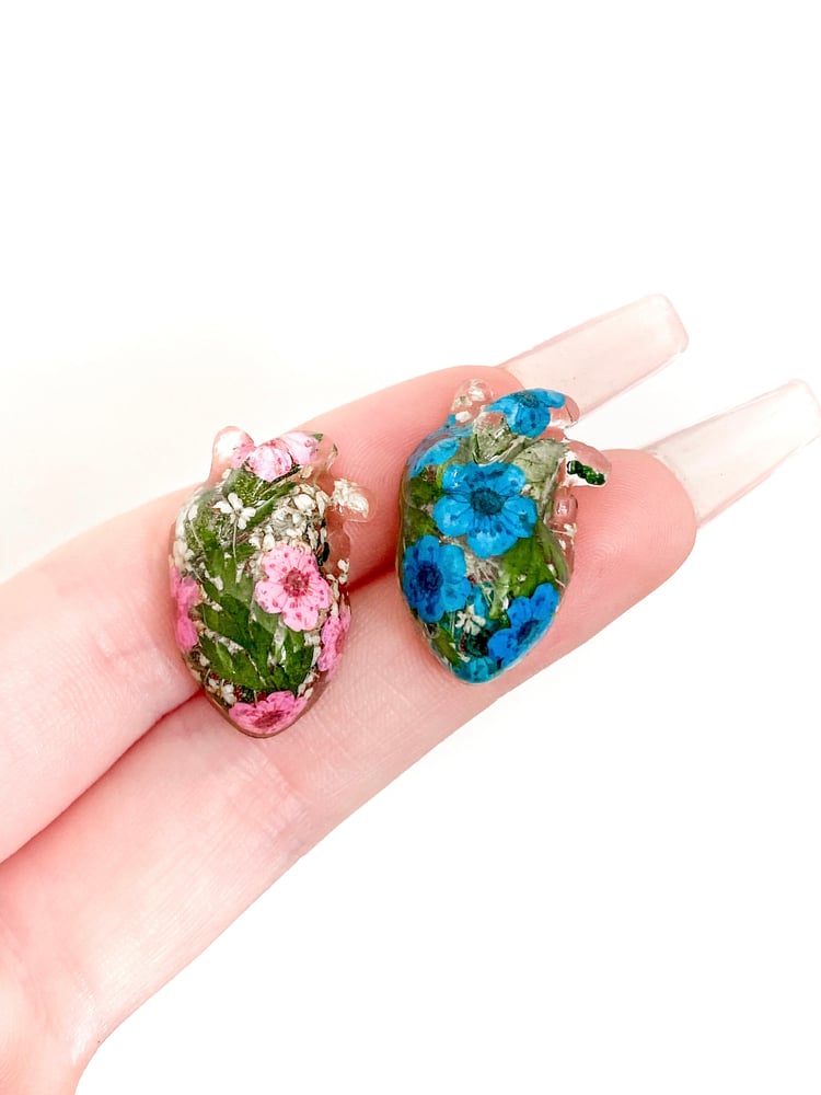 anatomical heart pendants (choose option)