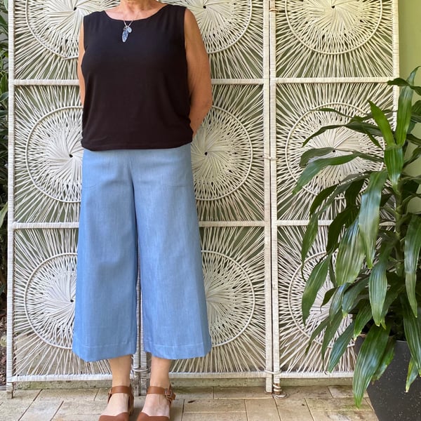 Image of Linea pants 4/5 - Pale Blue Denim