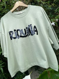 Image 4 of Camiseta bordada a man. RIQUIÑA VERDE. Moi oversize. Talla única!