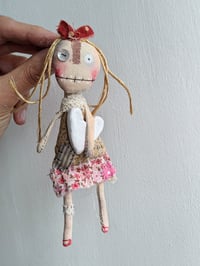 Image 3 of The heart stealer