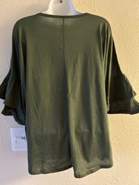 Image 8 of New 2X Jennifer Lawrence Layered Sleeve top #571*8