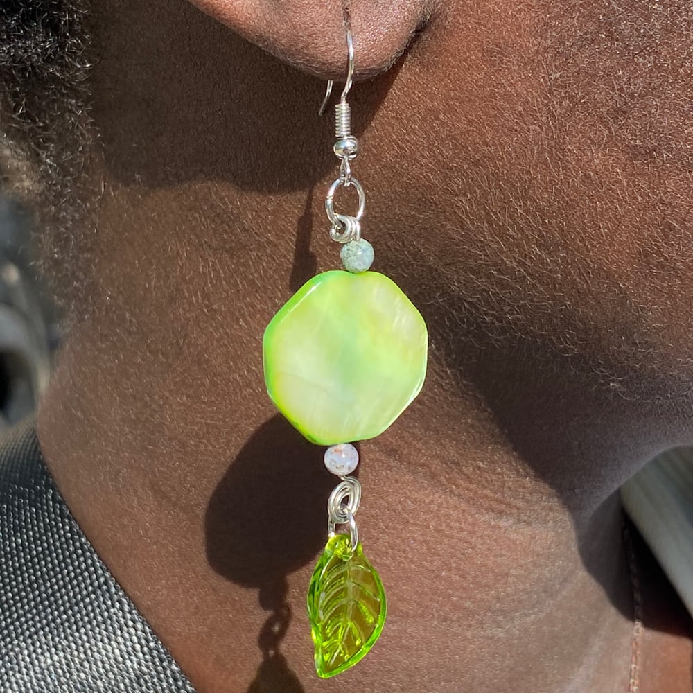 Image of spring in the meadow earrings