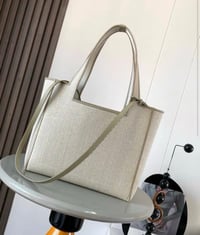 Image 2 of Lo Raffia Bag - Top Quality