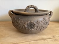 Image 3 of Cazuela Yulinda Bordada