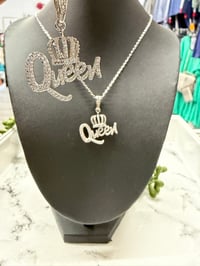 Silver queen neckacle 
