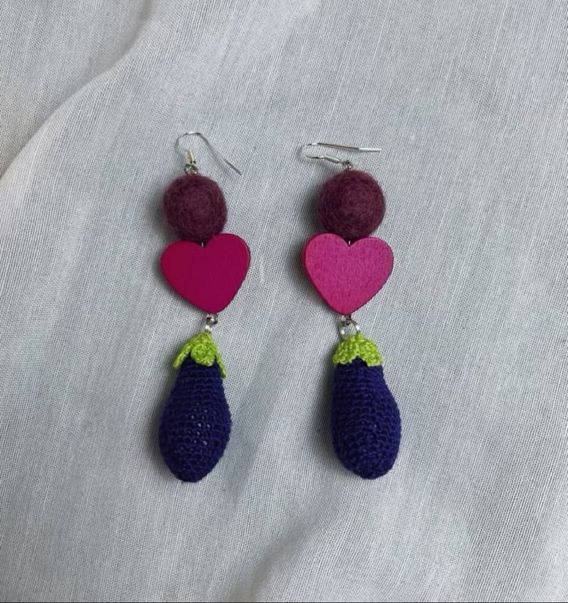 Image of AUBERGINES crocheted earrings 