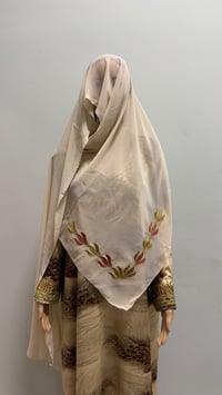 Image 3 of Mukhawar