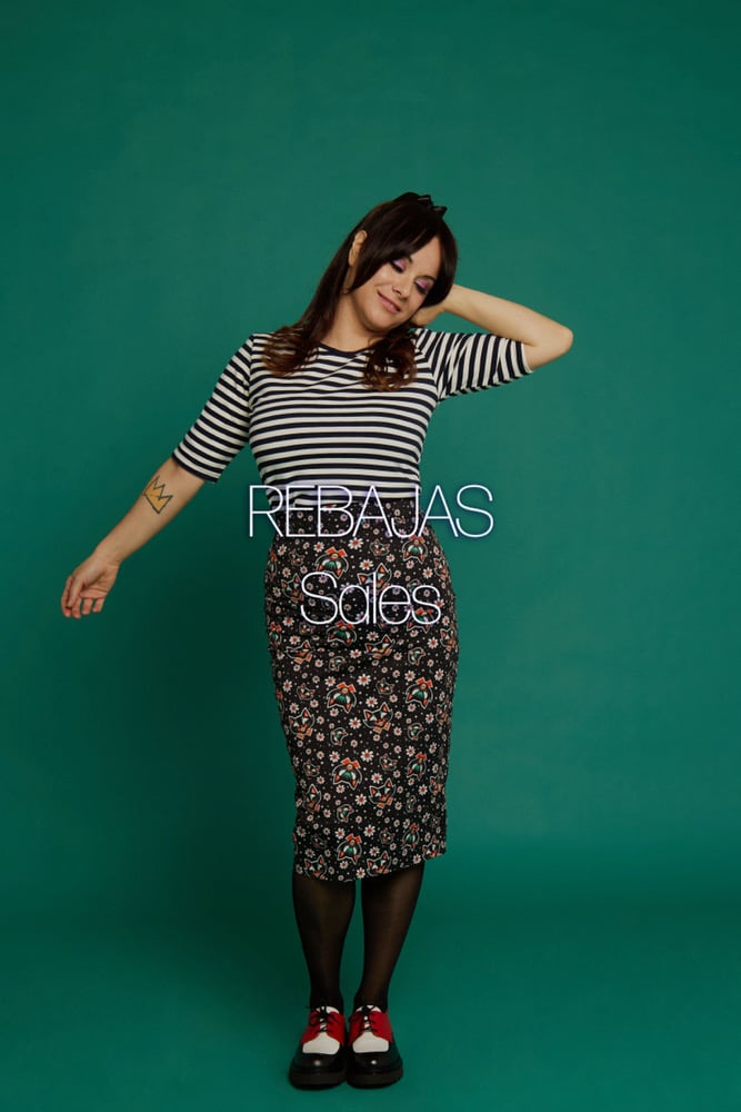 Image of REBAJAS-SALES 30% Falda Voodoo Idol