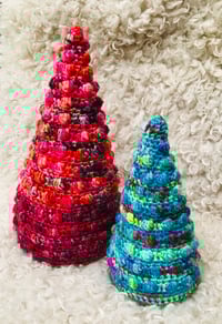 Image 1 of Crocheted Bobble Christmas Tree Pattern 
