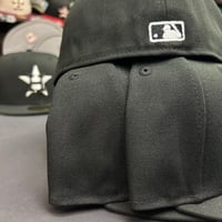Image 3 of New Era 59Fifty Black- White 
