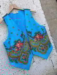 Image 1 of Chaleco feito a man. FOLIADA41. Talla M/L