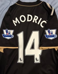 Image 1 of Tottenham Hotspur “MODRIC 14” 2008/09 Third Shirt + PL patches (L)