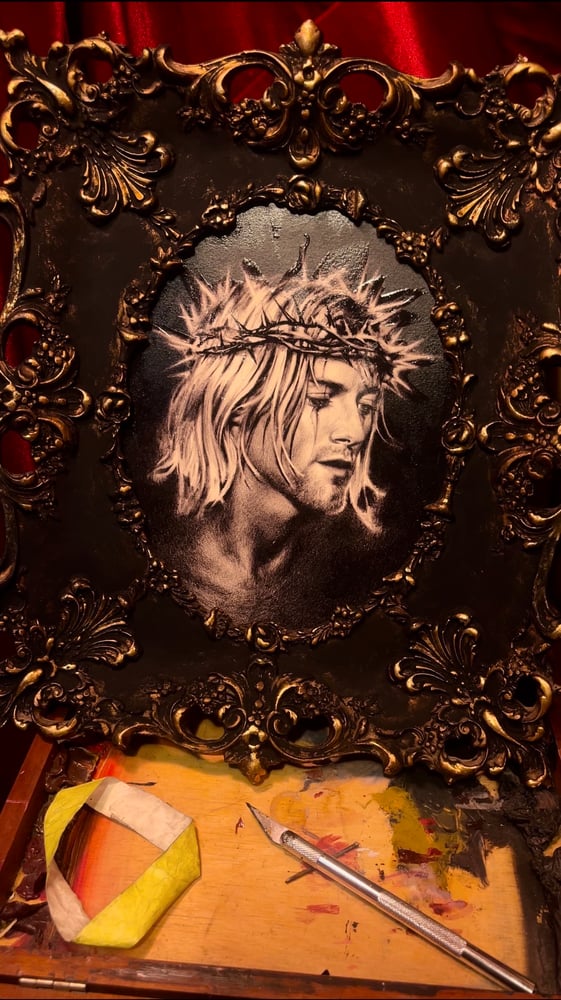 Image of ‘KURT COBAIN’ - HAND EMBELLISHED PRINT IN HAND PAINTED FRAME - { 1 / 1 }