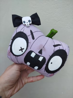 It's Flora The Pumpkin!!