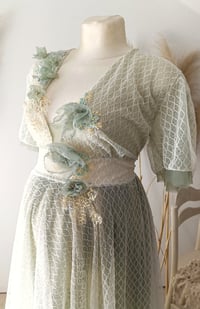 Image 3 of Photoshooting tulle dress Abriana | size S-M| sage and off white | flowers