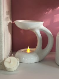 Image 1 of White Bali Wax Warmer 