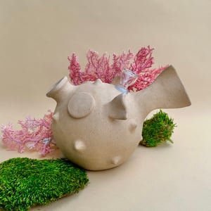 Image of Fugu Blowfish “Vong” vase + bong