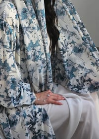 Image 3 of Yara blue abaya 
