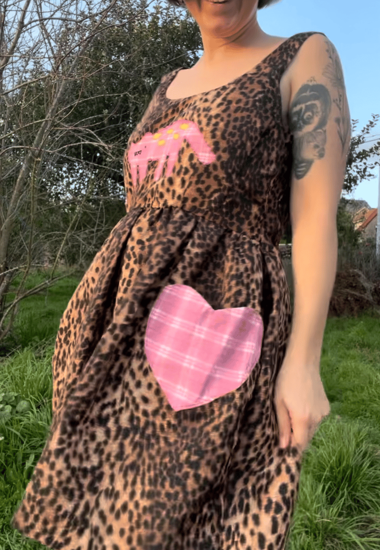 Robe Léopard Coeur Image 4