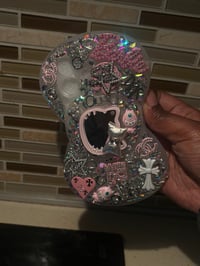 Image 2 of iPhone 16  Freestyle
