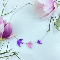 Image 3 of Náhrdelnik Ptáčci Fialovo-růžový zrcadlový