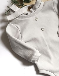 Image 2 of Photoshooting newborn boys bodysuit Robbie| light gray | long sleeves