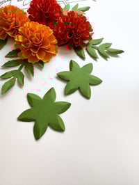 Image 3 of Leaf and Sepal Metal Diecut set 